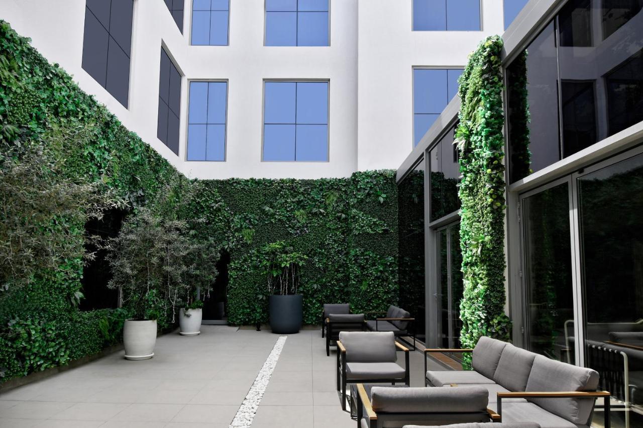 Lemon Tree Hotel, Jumeirah Dubai Exterior foto
